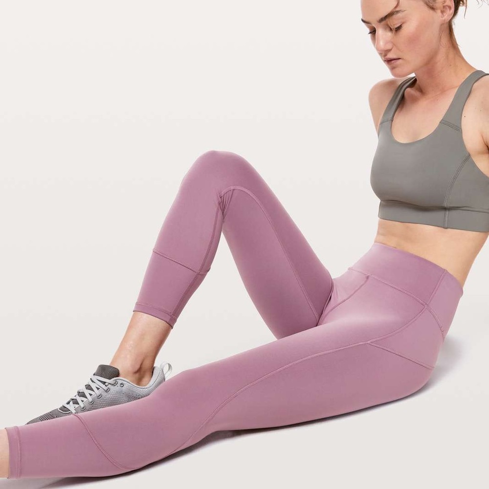 Lululemon In Movement Tight 25" *Everlux in Figue